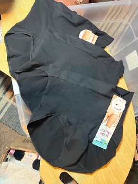 3 pair Assets Spanx Shaping Panty Size XL Shaper Black New